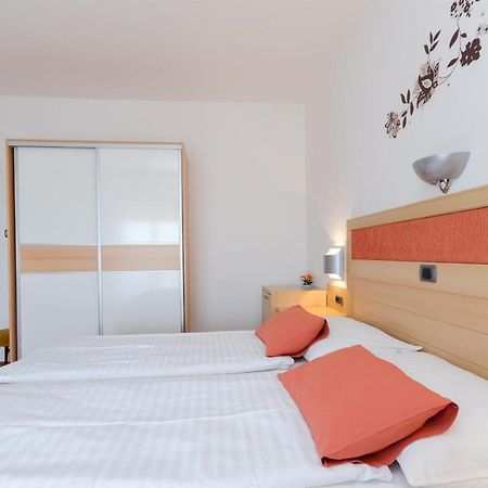 Apartments Mirjana B Lopar Ngoại thất bức ảnh