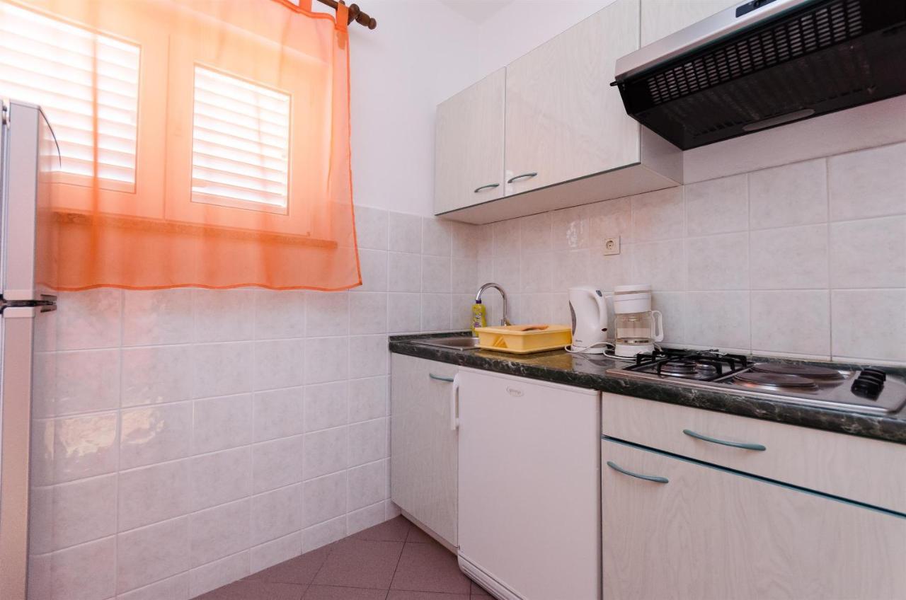 Apartments Mirjana B Lopar Ngoại thất bức ảnh