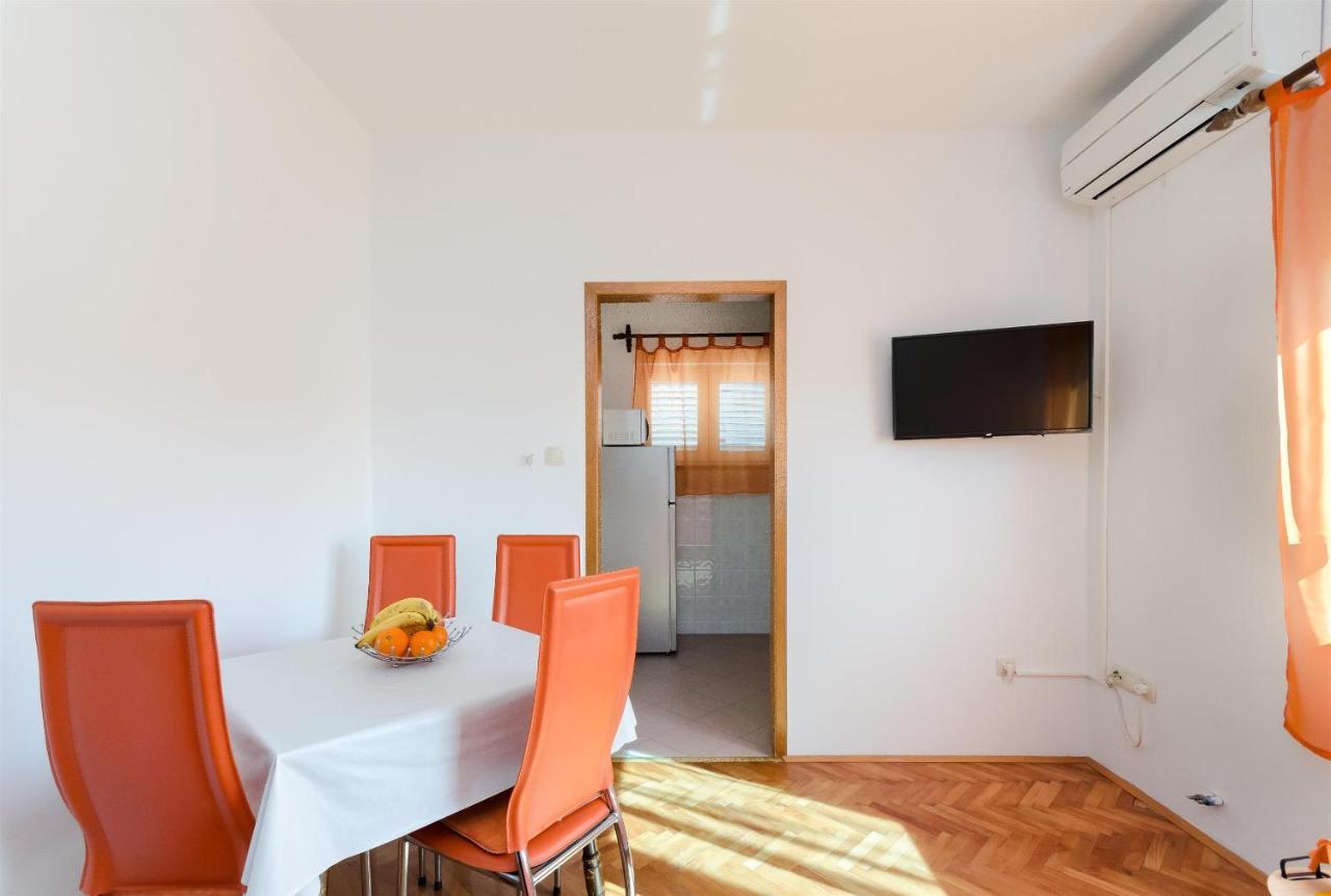 Apartments Mirjana B Lopar Ngoại thất bức ảnh
