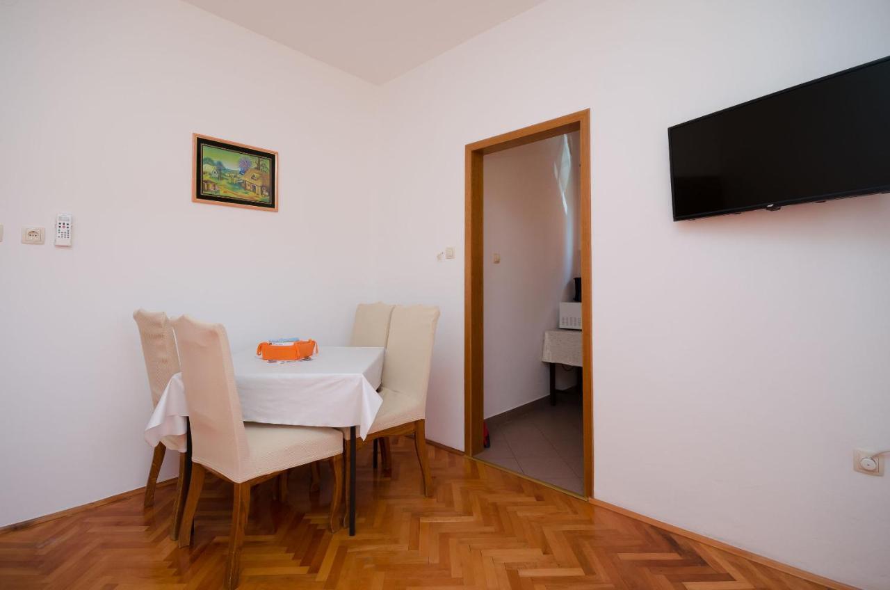 Apartments Mirjana B Lopar Ngoại thất bức ảnh