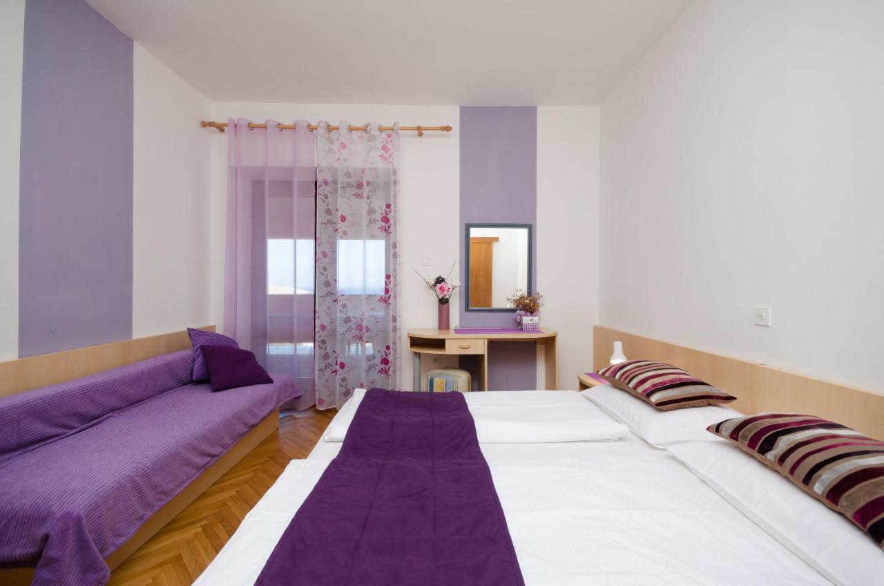 Apartments Mirjana B Lopar Ngoại thất bức ảnh