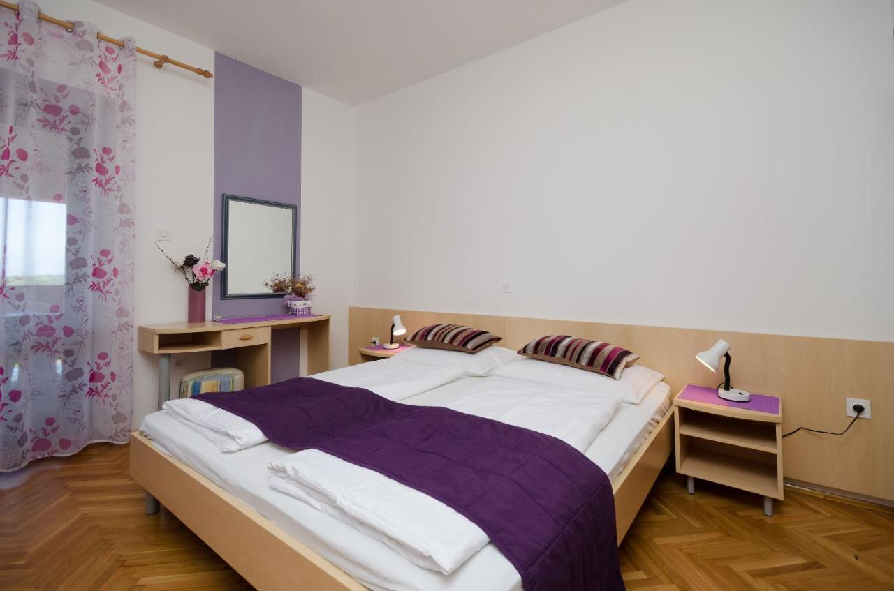 Apartments Mirjana B Lopar Ngoại thất bức ảnh